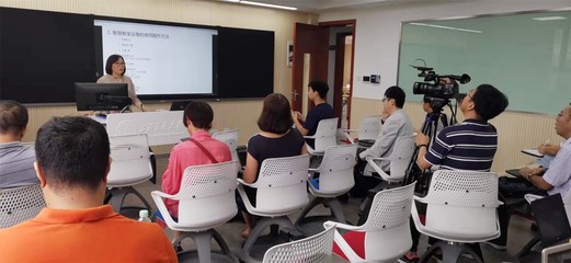 教育技術中心 以信息技術服務教學，構建高效教育信息服務體系